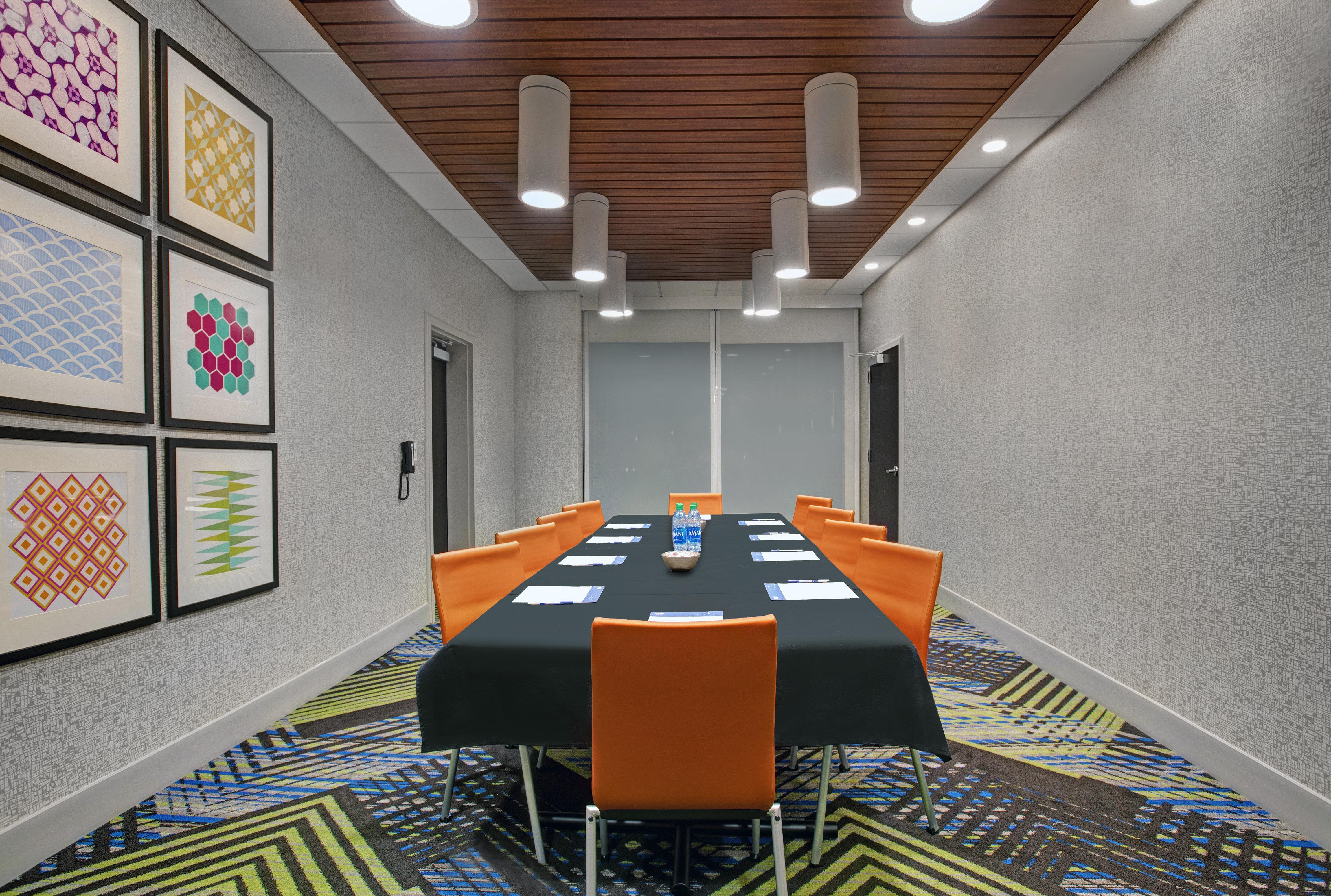 Holiday Inn Express & Suites - Milwaukee - Brookfield By Ihg Extérieur photo